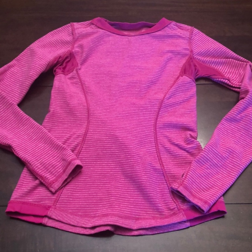 Lululemon Baserunner Long Sleeve size 8/10